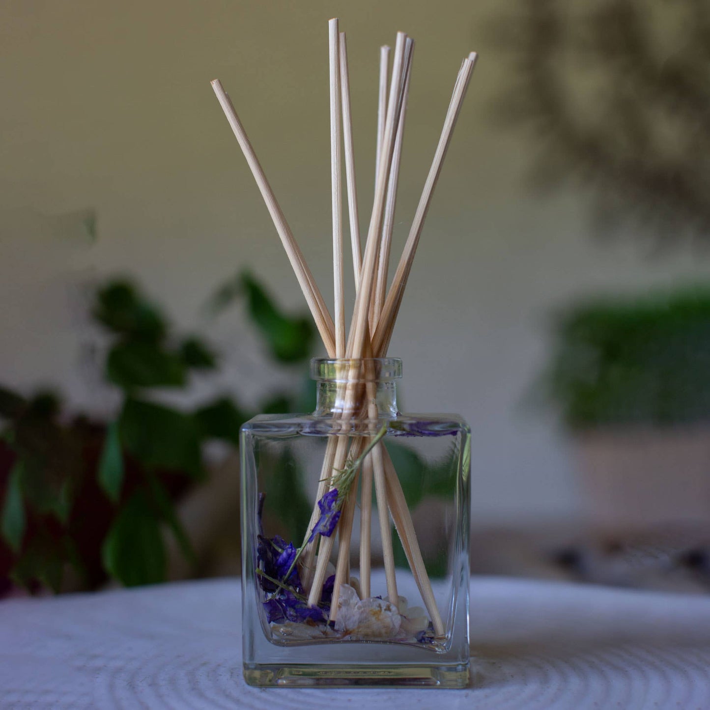 Roman Lavender 4 oz Botanical Diffuser by Rosy Rings