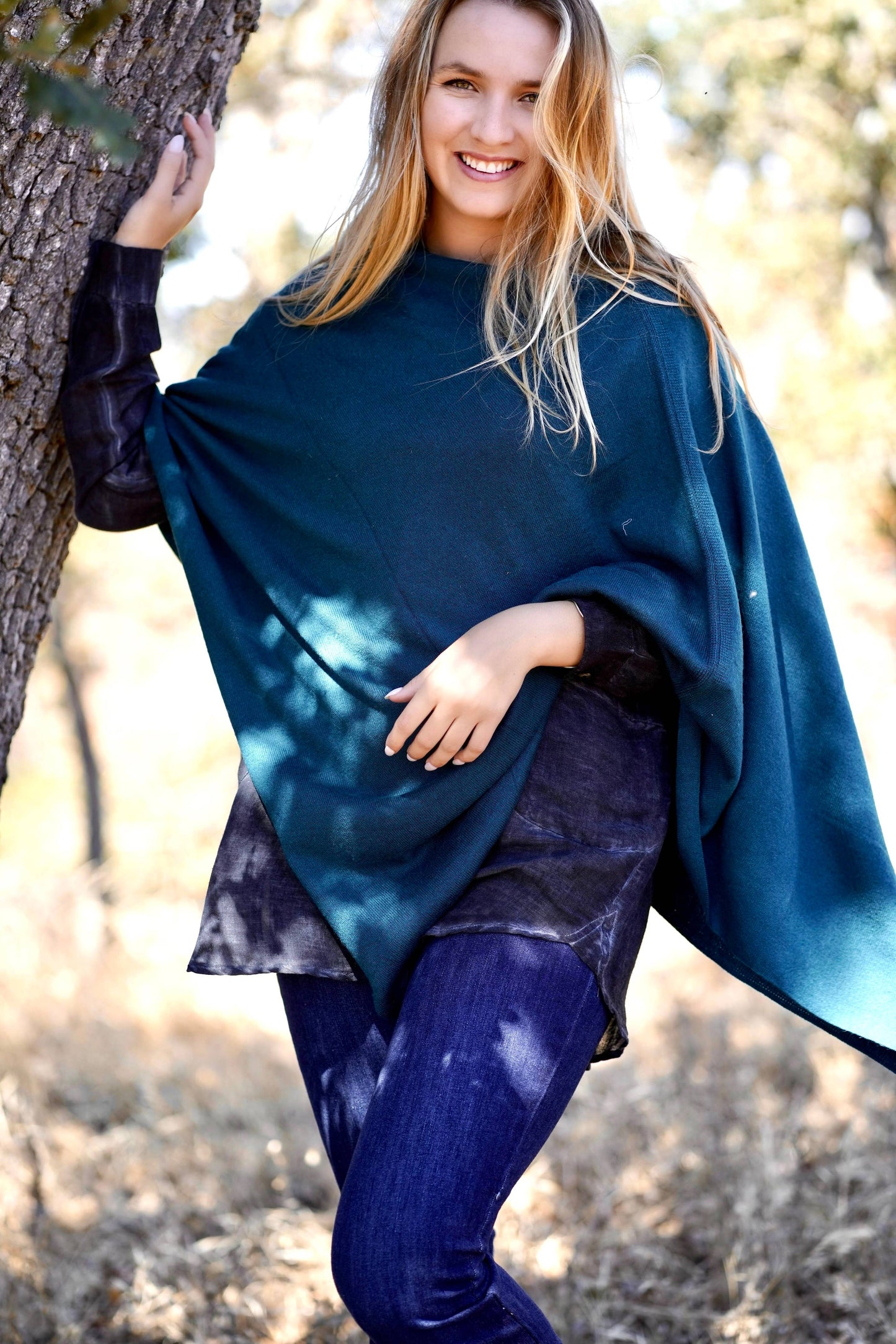 Cashmere Poncho in Pine Green