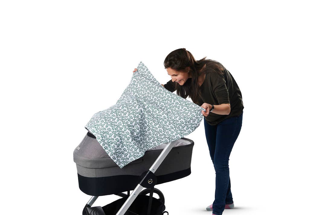 Sophie la Girafe Muslin Swaddle Set, view 7