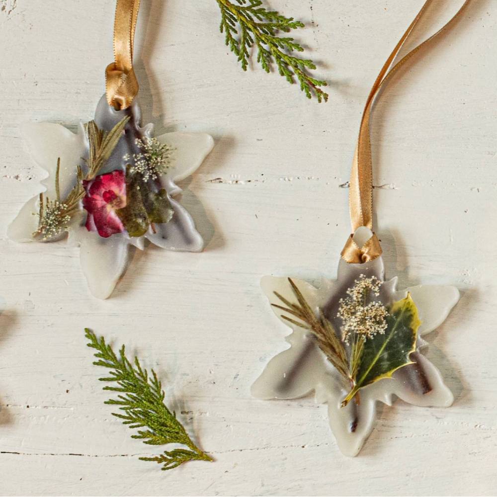 Spicy Apple Snowflake Botanical Sachet by Rosy Rings