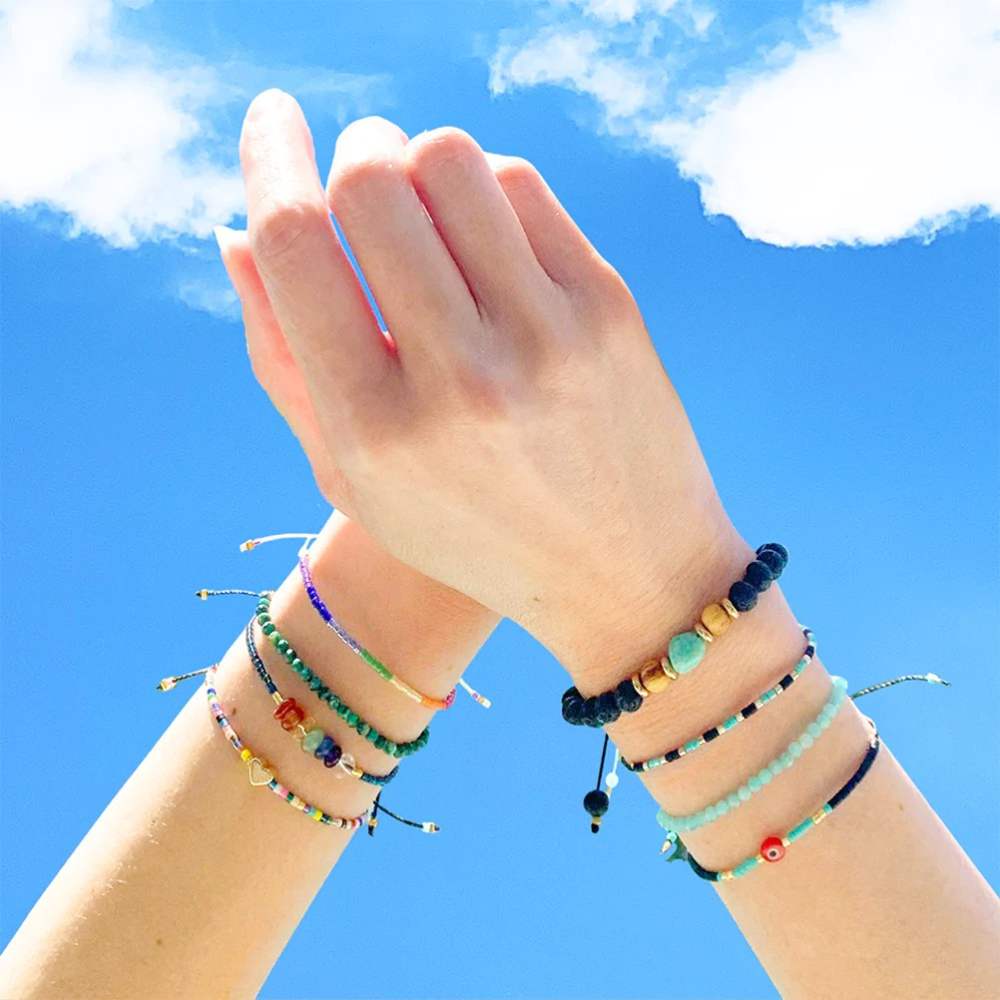 Cast of Stones Multi-Color Heart Bracelet