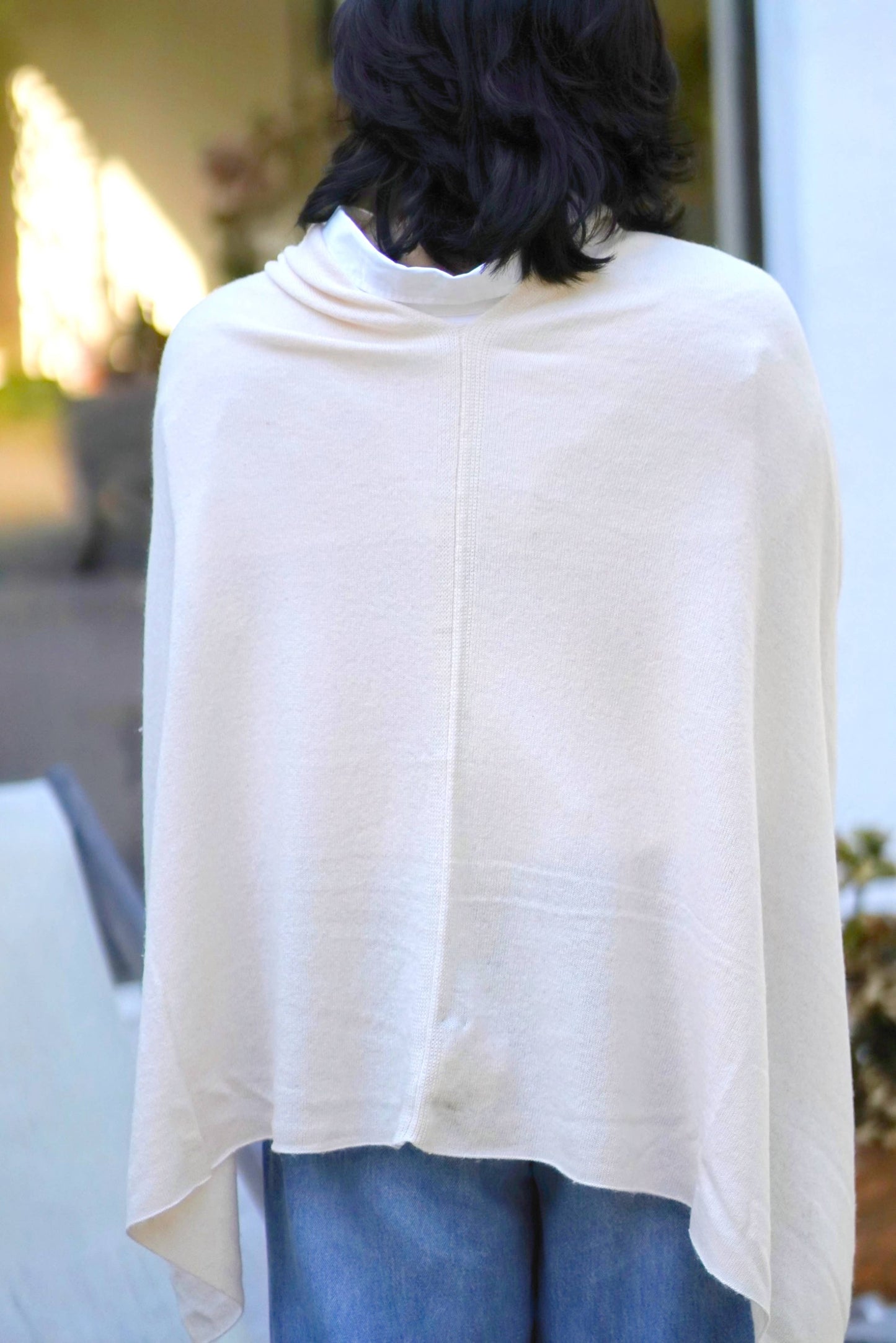 Cashmere Poncho in Pastel Pink