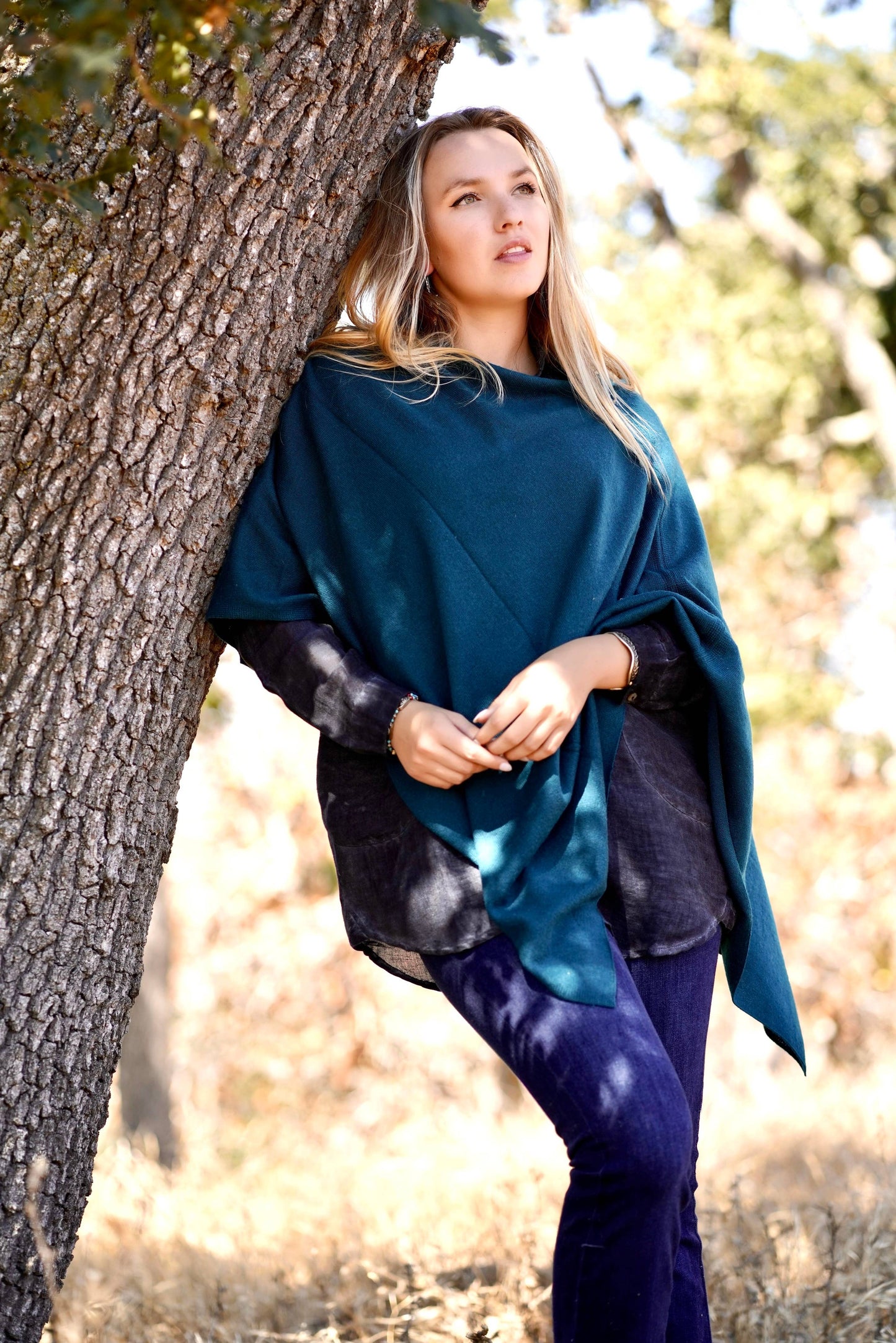 Cashmere Poncho in Pine Green