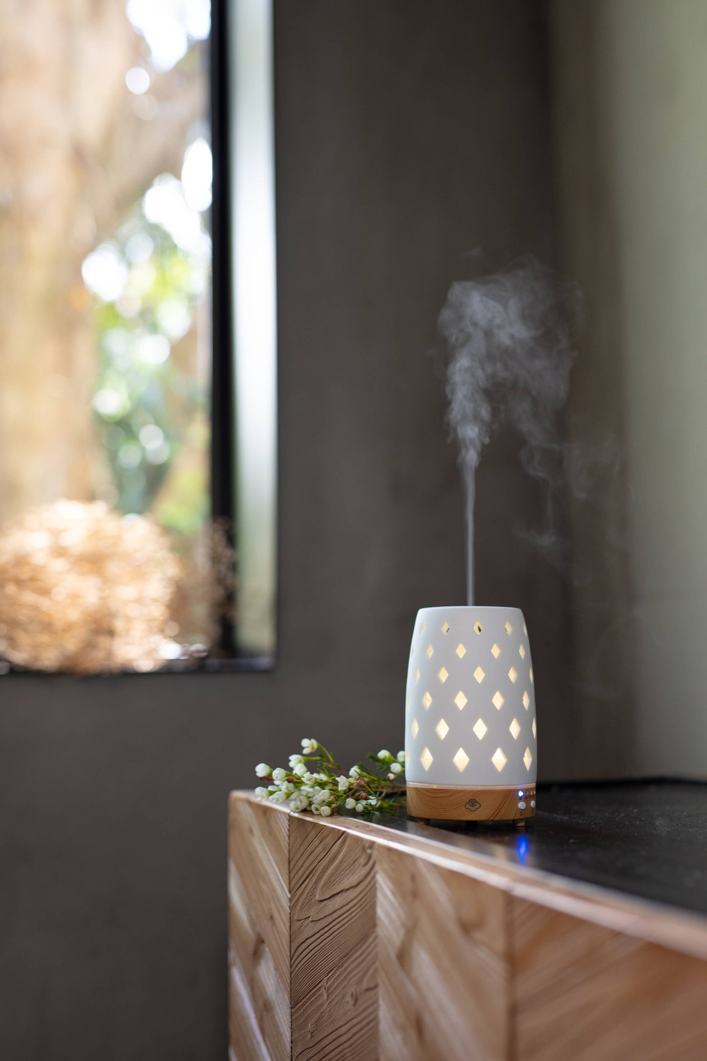 SERENE HOUSE - Diamond White 90 Ceramic Ultrasonic Diffuser