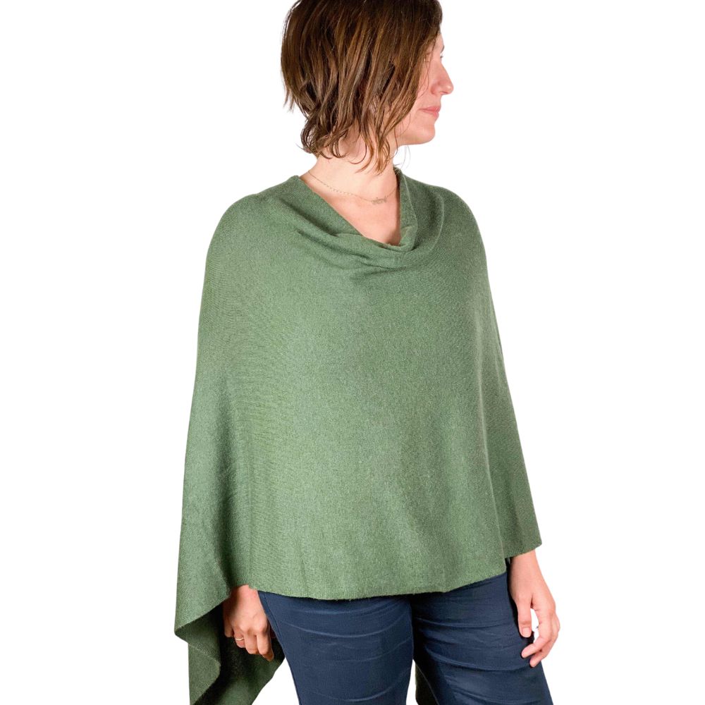 Luxe Cashmere Poncho in Seaweed